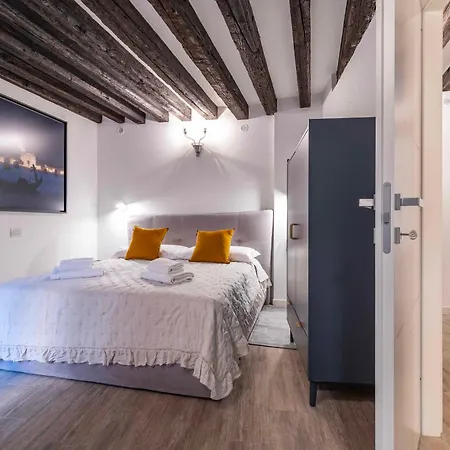 Gio In Apartamento *