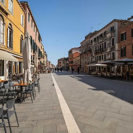 Apartament Gio In